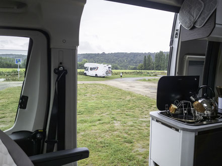 Bild: Wohnmobilreise Normandie, hier Stellplatz für Wohnmobile in Giverny 