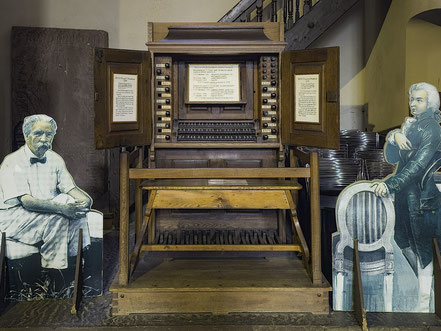 Bild: Orgel auf welcher Albert Schweitzer und Mozart spielte in der Église Saint-Thomas in Strasbourg