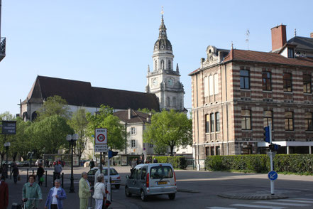 Bild: Kirche Notre Dame in Bourg-en-Bresse, Frankreich