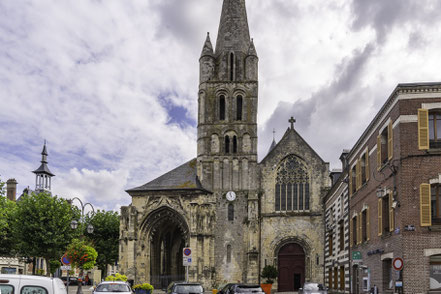 Bild: Fassade der Église abbatiale Saint-Sauveur in Montivilliers 