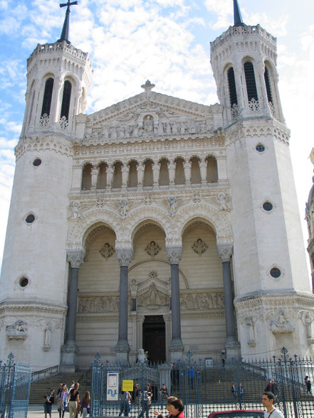 Bild: Basilika Notre Dame de Fourvière in Lyon