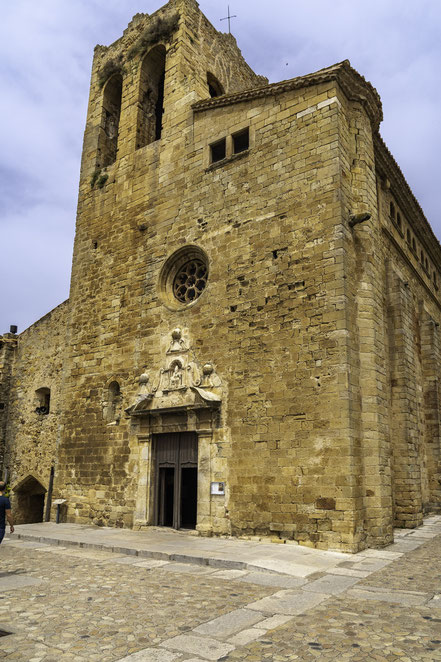 Bild: Església de Sant Pere in Pals, Katalonien 