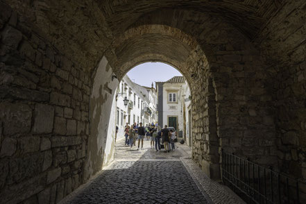 Bild: Arco da Vila in Faro