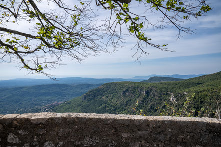 Bild: Gourdon im Département Alpes Maritimes in der Provence  