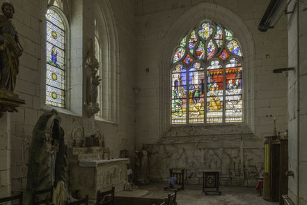 Bild: im Inneren der Église Saint-Laurent in Marais-Vernier