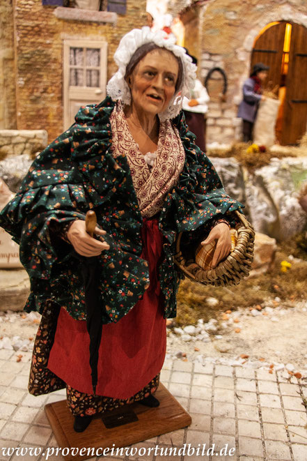 Bild: Santons in Le Village des Santons en Provence, Aubagne, Santonaustellung in Aubagne 