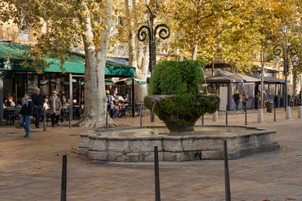 Bild: Fontaine moussue am Cours Mirabeau in Aix-en-Provence, Frankreich