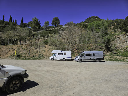 Bild: Parkplatz auch für Wohnmobile in Mura