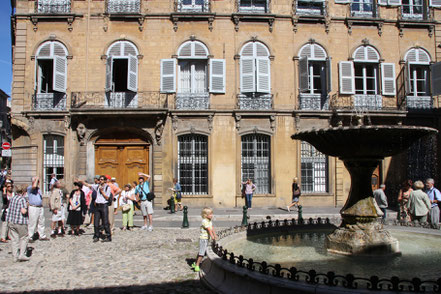 Bild: Place d´Albertas in Aix-en-Provence