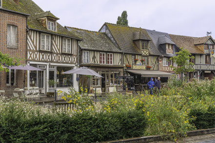 Bild: Wohnmobilreise Normandie, hier Beuvron-en-Auge 