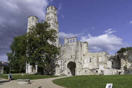 Bild: Wohnmobilreise Normandie, hier Abbaye de Jumièges