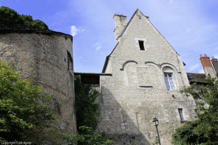 Bild: Gallo-römische Stadtmauer in Bourges