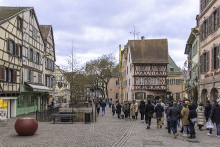 Bild: Grand Rue vor dem Place de l´Ancienne Douane in Colmar 