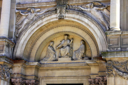 Bild: Portal der Église de la Madeleine aus dem 17. Jahrhundert in Aix-en-Provence