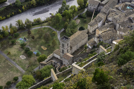 Bild: Ausblick von der Zitadelle in Entrevaux