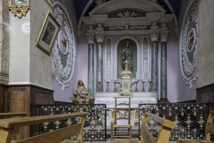 Bild: Im Innern der Église Saint-Barthélemy in Castillon-en-Couserans