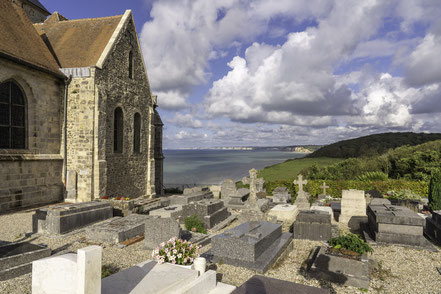 Bild: Wohnmobilreise Normandie, hier Cimetiere marin und Église Saint-Valery in Varengeville-sur-Mer