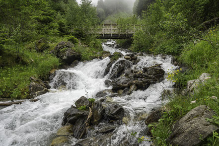 Bild: Auf der Fahrt zum Pic du Midi de Bigorre, hier Wasserfall