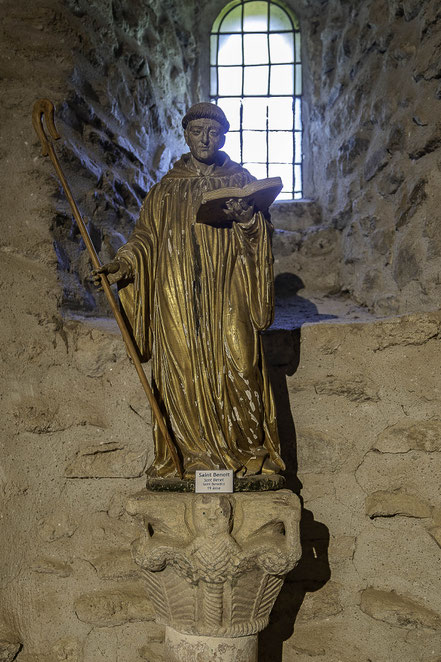 Bild: Statue des Saint-Benoit in der Abbaye Saint-Michel-de-Cuxa