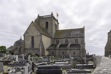 Bild: Église Saint-Nicolas in Barfleur mit Meeresfriedhof