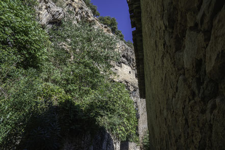 Bild: Wanderung zu den Höhlenwohnungen in Cotignac