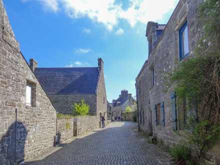 Bild: In den Straßen von Locronan, Bretagne