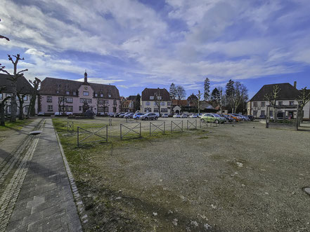 Bild: Der Place du Château in Bouxwiller