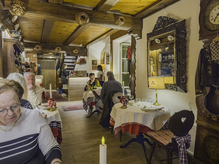 Bild: im Innern der Taverne Katz in Saverne