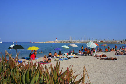 Bild:Plage des Sablettes in Menton