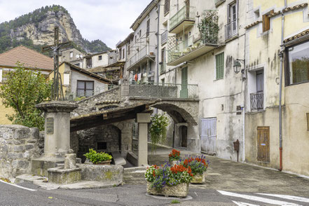 Bild: Waschhaus das sogenannte Lavoir du Bàrri in Annot