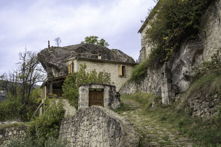 Bild: Wanderung zur Chapelle Notre-Dame in den Sandsteinformationen Les grès d’Annot in Annot