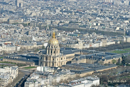 Bild: Ausblick vom Tour Montparnasse auf den Invalidendom in Paris, Frankreich