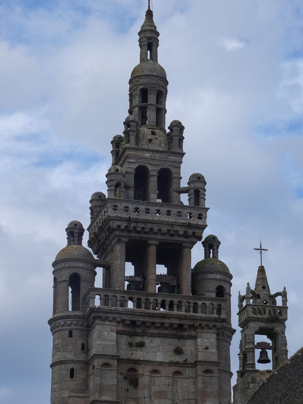 Bild: Renaissance-Turm der Kirche "Notre-Dame-de-Kroaz-Baz" in Roscoff