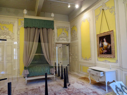 Bild: Im Innern von Château Suze-la-Rousse