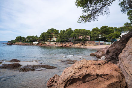 Bild: Plage de la Grande Vieille, Saint-Raphael, Massif de l`Estérel