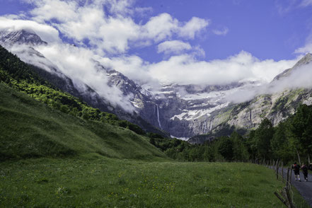 Bild: Wanderung im Cirque de Gavarnie, Hautes-Pyrénées