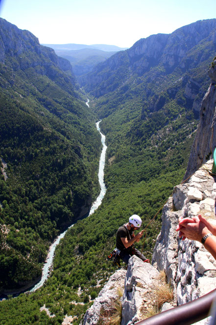 Bild: Kletterer an den Steilwänden im Gorges du Verdon