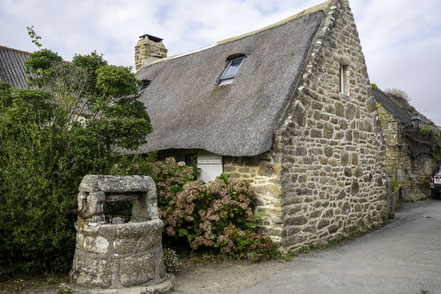 Bild: Kérascoët das bewohnte Museumsdorf, in der Bretagne  