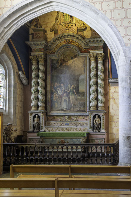 Bild: Altar des Sterbenden der Église Saint-Suliau im umfriedeten Pfarrbezirk von Sizun