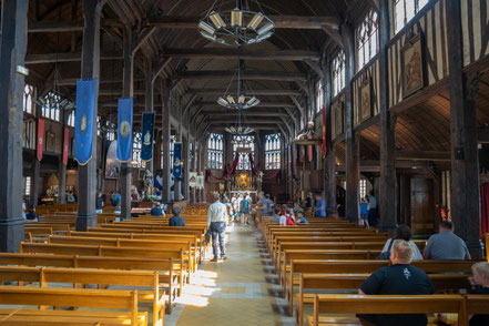 Bild: Honfleur im Département Calvados in der Normandie hier das Innere der Église Sainte-Catherine