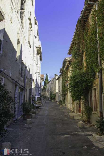 Bild: Straße in Villeneuve lés Avignon