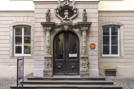 Bild: Eingang im Hof des Bartholdi Museum in Colmar