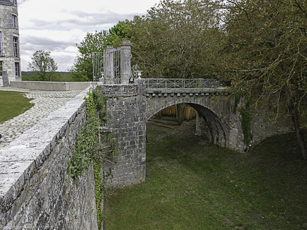 Bild: Château Brisson in Saint Brisson-sur-Loire   