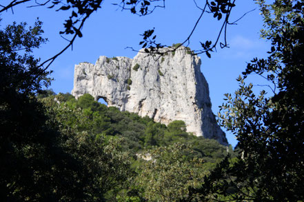 Bild: Wanderung Rocher des Deux Trous bei Saint-Rémy-de-Provence