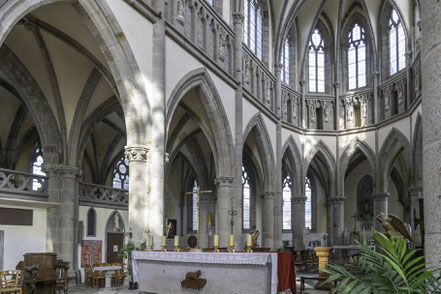 Bild: Das Innere der Église Notre-Dame-des Champes in Avranches