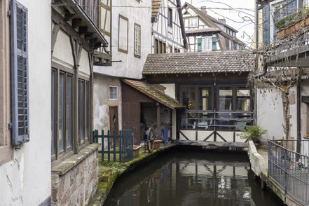 Bild: Hausidylle an der Lauter in Wissembourg im Elsass, Frankreich