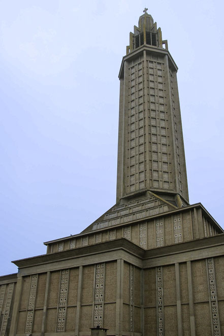 Bild: Eglise Saint Joseph mit Turm in Le Havre