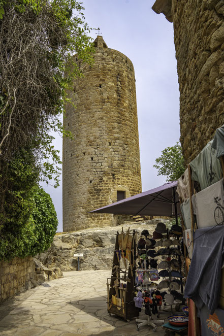 Bild: Torre de les Hores in Pals, Katalonien, Spanien