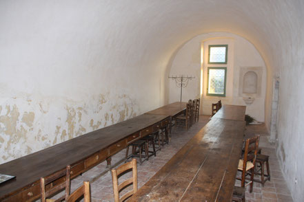 Bild: Speisesaal in der Abbaye St.-Hilaire bei Ménerbes