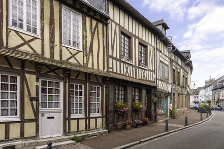 Bild: in der Rue de l´Hotel de Ville in Lyons-la-Forêt 